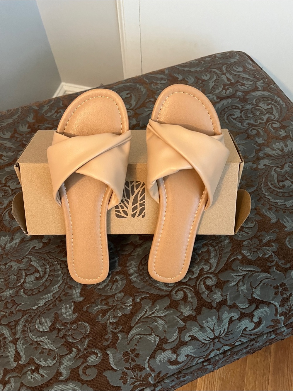 Beige Crisscross Slide Sandals - Women
